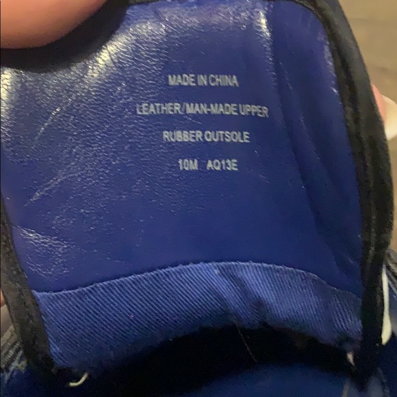 Michael Kors Sneakers - Picture 3 of 10